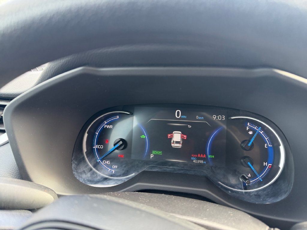 Used 2025 Toyota RAV4 XLE AWD/4WD image 20