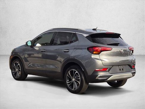 Used 2020 Buick Encore GX Essence image 8