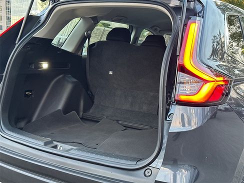 Used 2023 Honda CR-V LX image 8