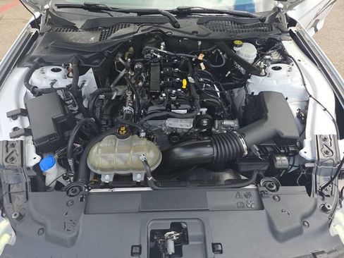 Used 2022 Ford Mustang Premium RWD image 23