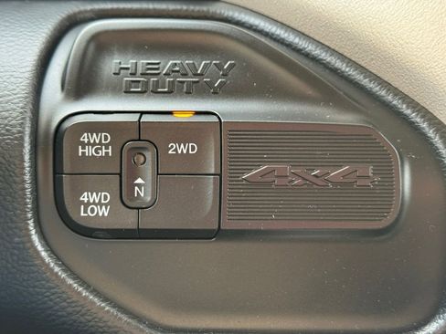 Used 2019 RAM 2500 Laramie image 35