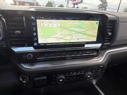 Used 2024 Chevrolet Silverado 1500 LTZ image 28