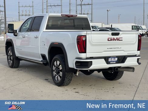 New 2026 GMC Sierra 2500 Denali w/ Denali Reserve Package image 7