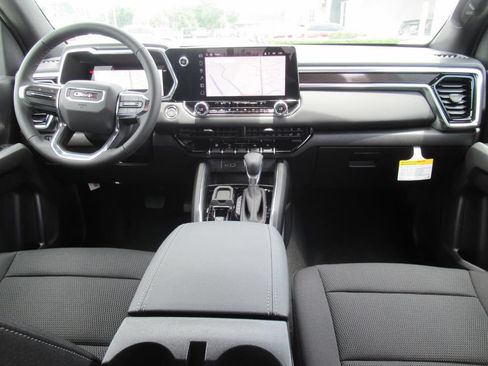 New 2026 GMC Canyon Elevation w/ Convenience Package RWD image 12