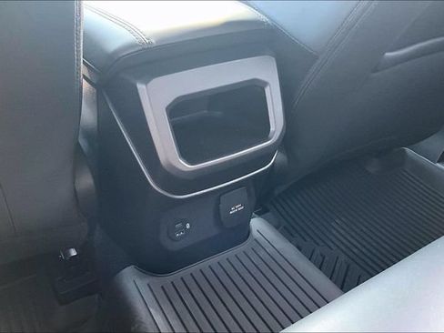 Used 2025 Ford Ranger Raptor AWD/4WD image 11