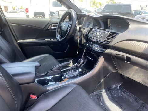 Used 2016 Honda Accord Sport image 24