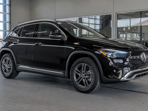 Certified 2025 Mercedes-Benz GLA 250 4MATIC image 12