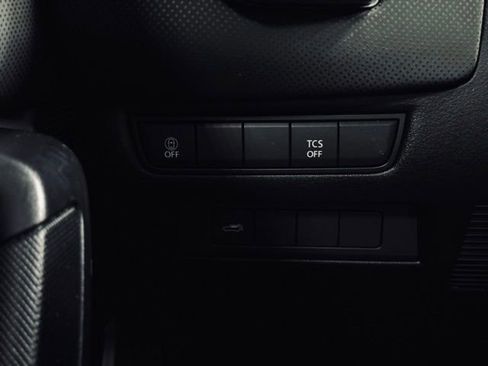 Used 2025 MAZDA CX-50 AWD 2.5 S w/ Premium Package image 32