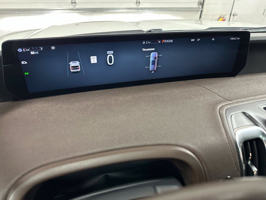 Used 2025 Ford Expedition King Ranch AWD/4WD image 27