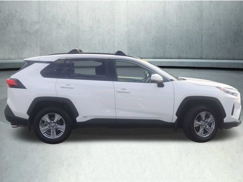 Used 2025 Toyota RAV4 XLE w/ Convenience Package AWD/4WD image 27