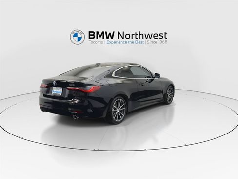 Used 2024 BMW 430i Coupe w/ Premium Package RWD image 3
