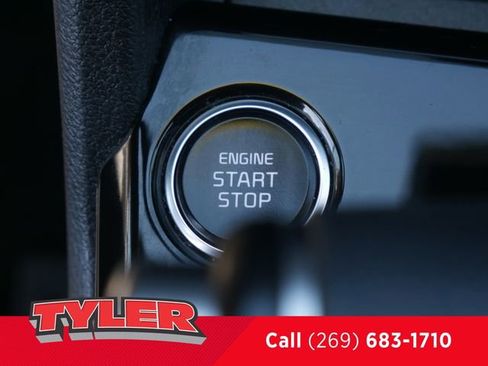 Used 2023 Kia Sportage X-Line w/ X-Line Premium Package AWD/4WD image 30