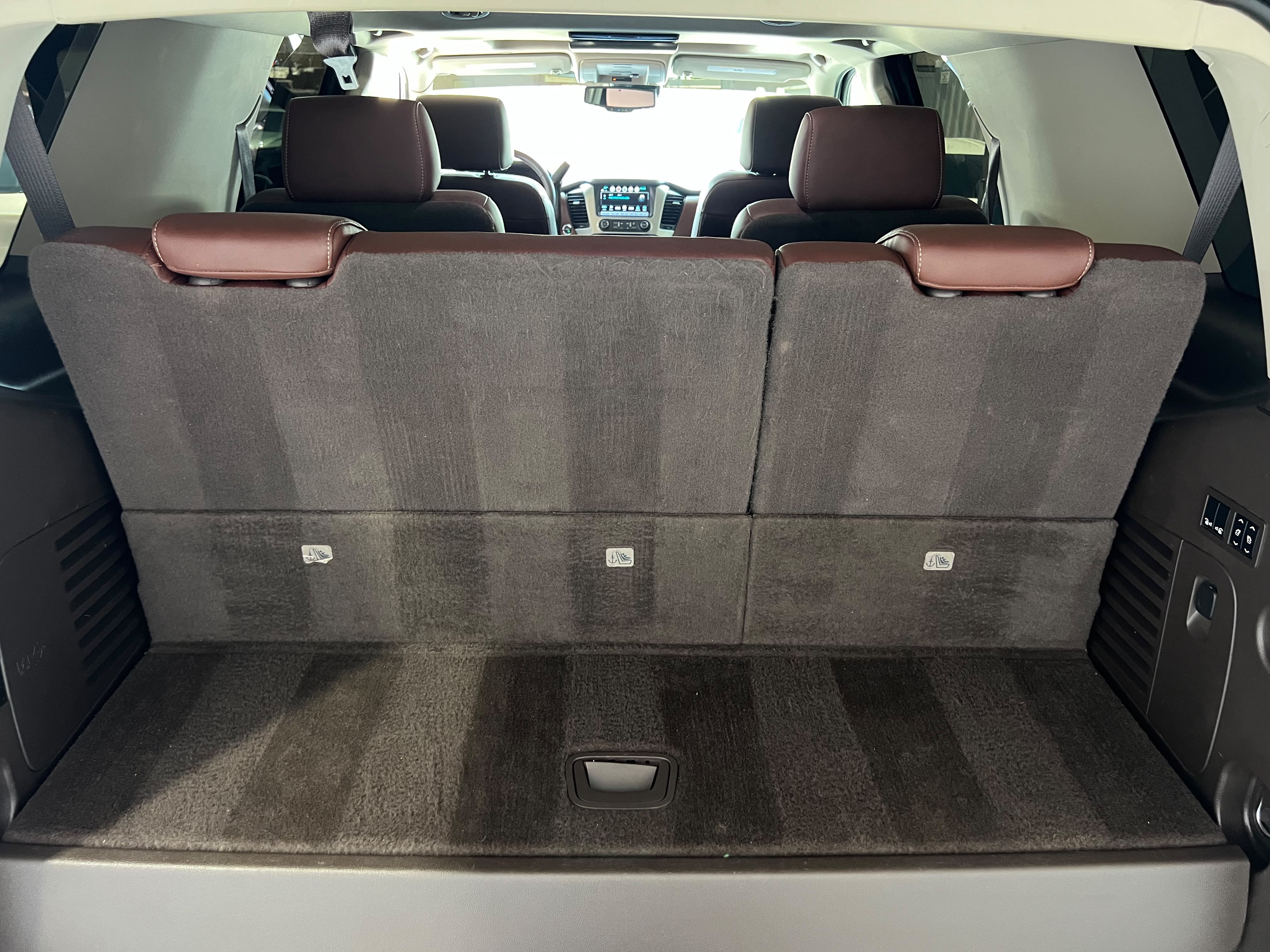 Used 2020 Chevrolet Tahoe Premier RWD image 5
