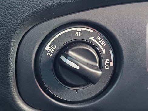 Certified 2023 Nissan Frontier PRO-4X w/ Pro Convenience Package image 24