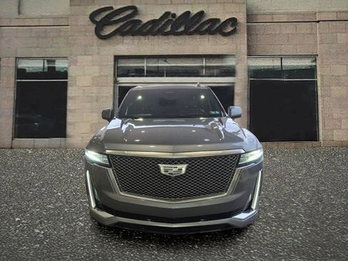 Used 2021 Cadillac Escalade Premium Luxury w/ LPO, Radiant Package AWD/4WD image 8