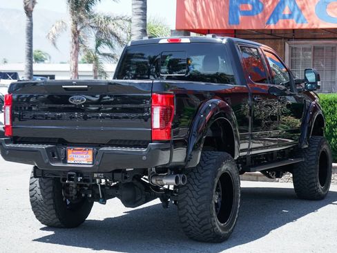 Used 2022 Ford F250 Lariat w/ Lariat Ultimate Package AWD/4WD image 12
