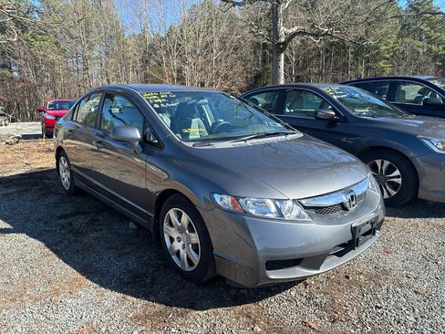 Used 2010 Honda Civic LX image 3