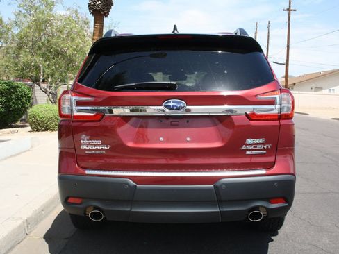 Used 2023 Subaru Ascent Onyx Edition AWD/4WD image 5