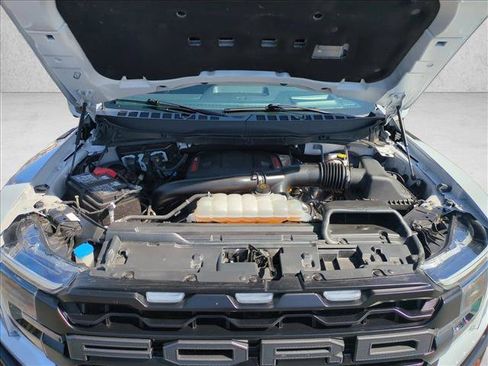 Used 2025 Ford F150 Raptor AWD/4WD image 24