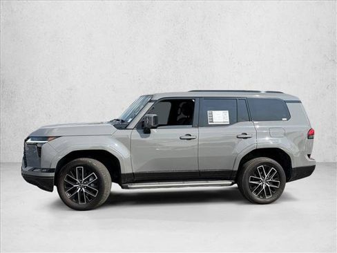 Used 2024 Lexus GX 550 w/ Accessory Package (Z1) AWD/4WD image 8