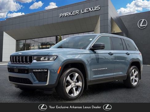 Used 2026 Jeep Grand Cherokee Limited w/ Luxury Tech Group II AWD/4WD image 1
