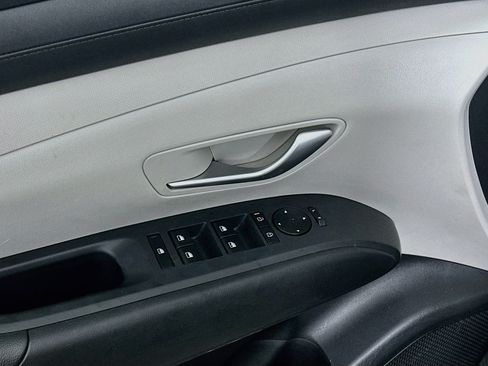 Used 2025 Hyundai Tucson SEL FWD image 15
