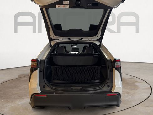 Used 2023 Toyota bZ4X Limited image 12