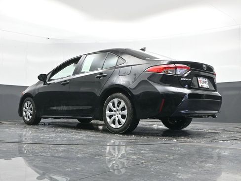 Used 2024 Toyota Corolla LE image 49