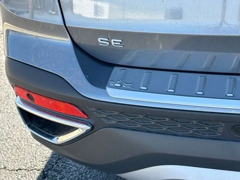 New 2026 Volkswagen Taos SE AWD/4WD image 16