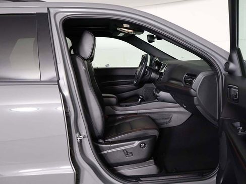 Used 2025 Dodge Durango GT AWD/4WD image 36