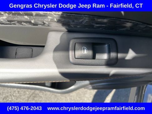 Used 2025 Dodge Durango SRT Hellcat AWD/4WD image 41