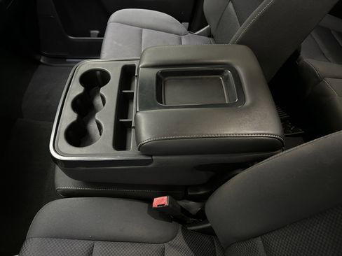 Used 2019 Chevrolet Silverado 1500 LT w/ All Star Edition image 36