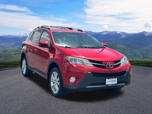 Used 2015 Toyota RAV4 Limited AWD/4WD image 8