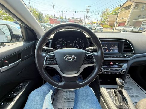 Used 2017 Hyundai Elantra Value Edition FWD image 33