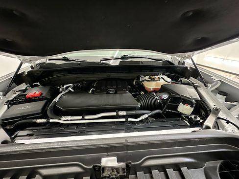 Used 2023 GMC Sierra 1500 Elevation image 34