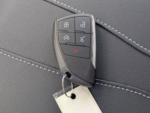 New 2026 Chevrolet Traverse LT FWD image 34