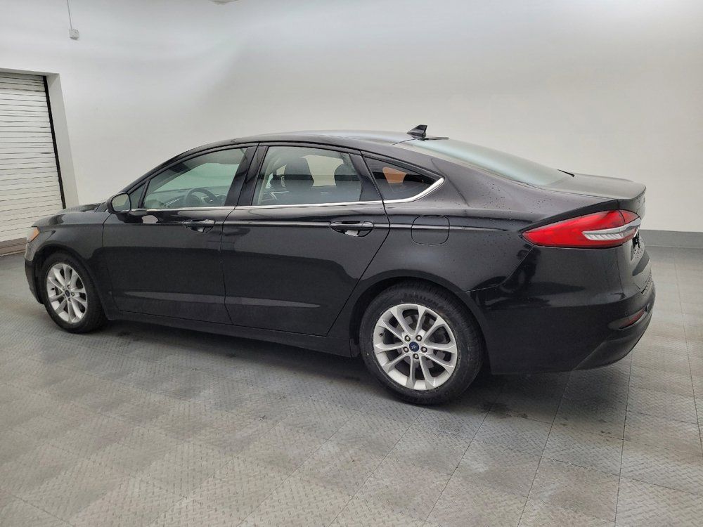 Used 2020 Ford Fusion SE FWD image 3