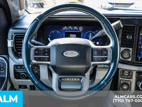 Used 2024 Ford F450 Limited image 31