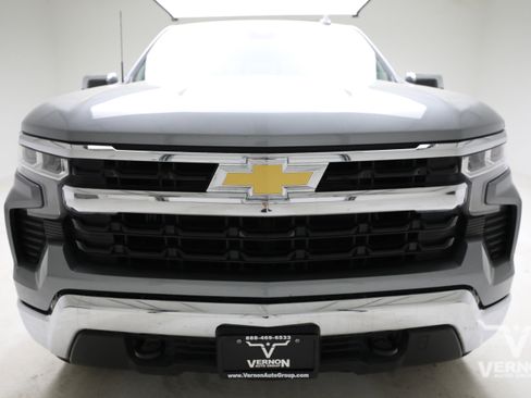 Used 2024 Chevrolet Silverado 1500 LT image 7