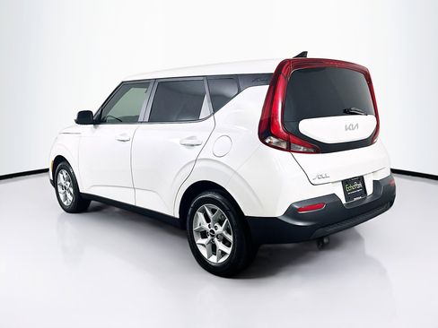 Used 2022 Kia Soul LX w/ Technology Package image 5