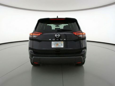 Used 2025 Nissan Rogue SV image 7