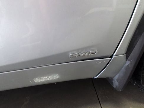 Used 2021 Toyota Highlander Limited AWD/4WD image 15