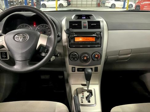 Used 2012 Toyota Corolla LE FWD image 14