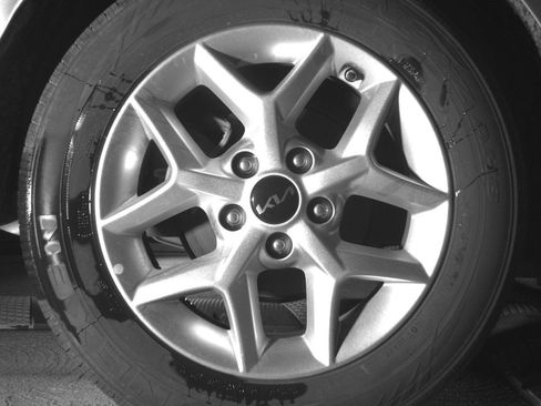 Used 2025 Kia Soul LX w/ LX Technology Package FWD image 22