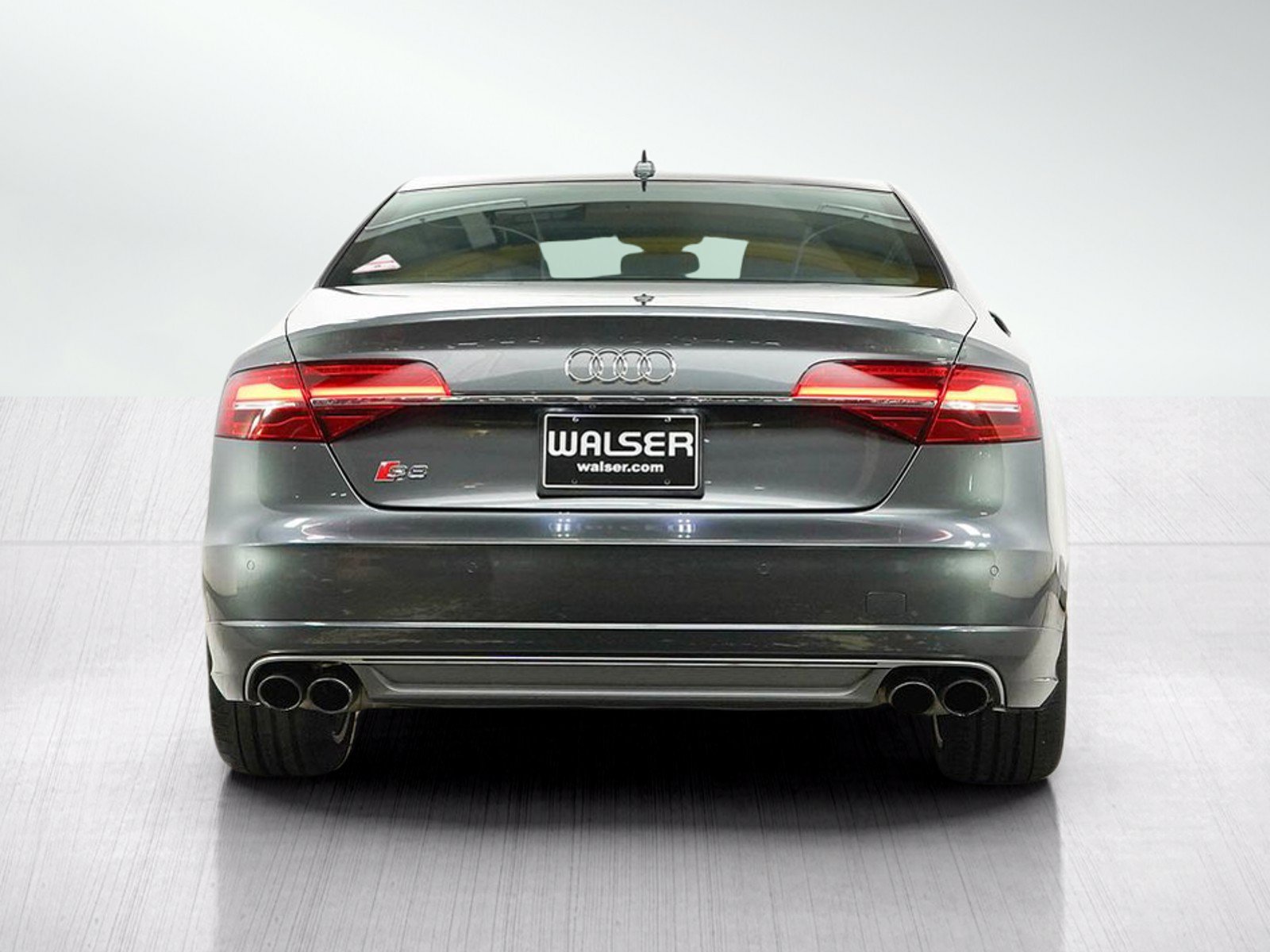 Used 2015 Audi S8 w/ Full Leather Package AWD/4WD image 4