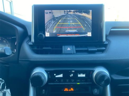 Used 2023 Toyota RAV4 LE image 23