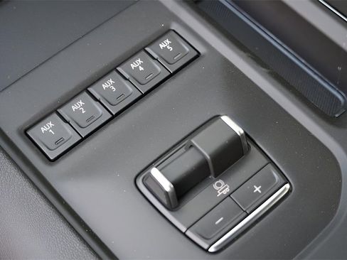 New 2026 GMC Sierra 2500 AT4 w/ AT4 Premium Plus Package image 19