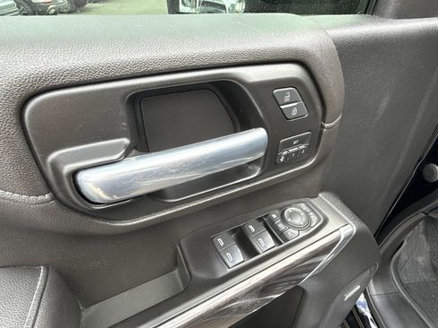 Used 2020 Chevrolet Silverado 2500 LTZ w/ LTZ Premium Package image 22