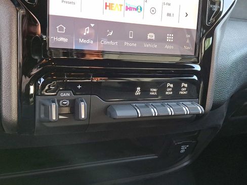 New 2026 RAM 2500 Tradesman AWD/4WD image 15