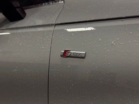 Used 2017 Audi A4 2.0T Premium Plus w/ Premium Plus Package image 10